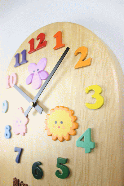 ���쒬�����c�t���l�̑n��100���N�L�O���v�F���̃L�����N�^�[�ƃN���X���C���X�g�̐U��q���v�F�؂̒J�̃g�����N